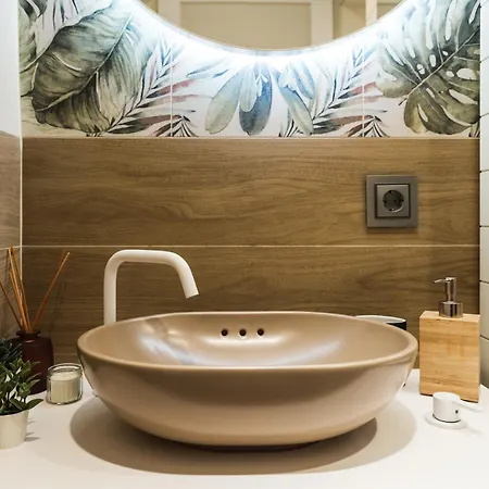 Apartamento T1 Luxo Marina *