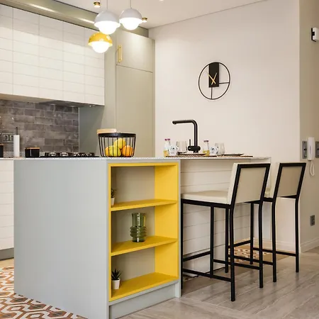 T1 Luxo Marina Apartament *